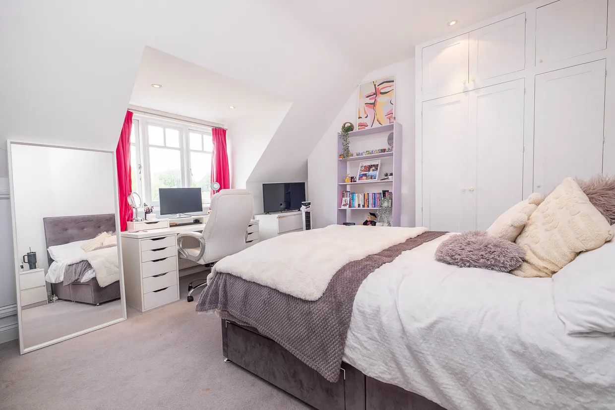 Richmond Road, Kingston Upon Thames, KT2 photo 13