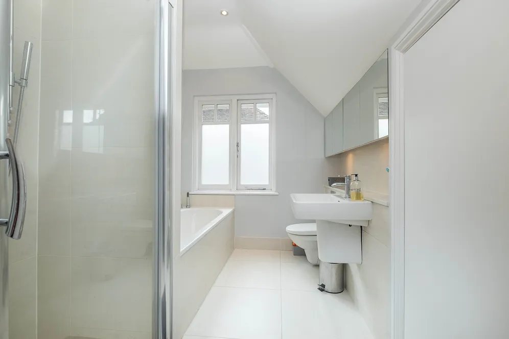 Richmond Road, Kingston Upon Thames, KT2 photo 14