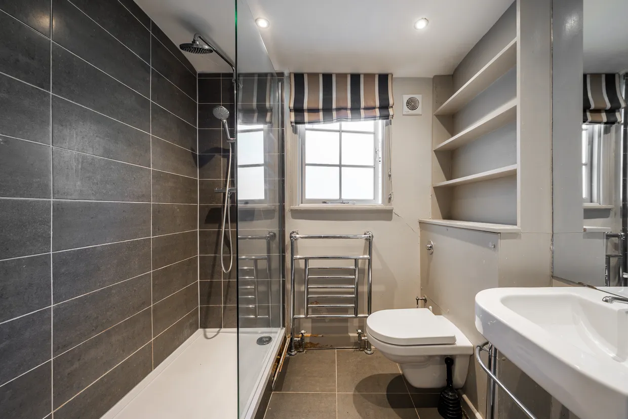 Lillieshall Road, London, SW4 photo 29
