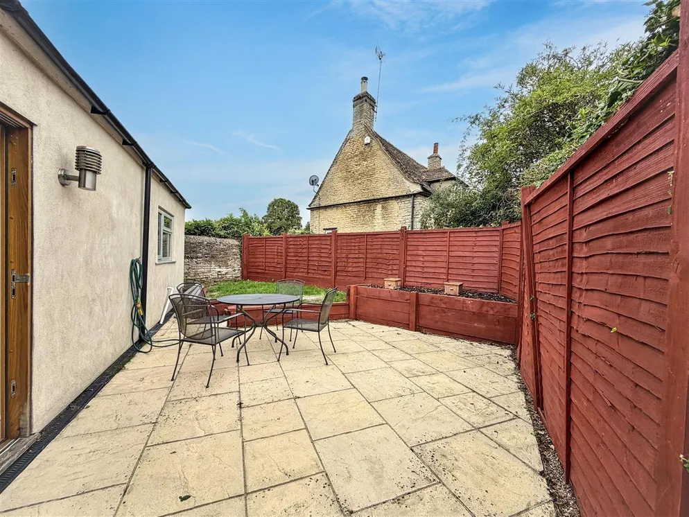 Property carousel item 14