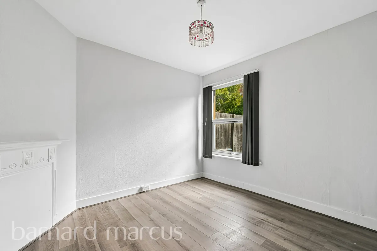 Idlecombe Road, LONDON