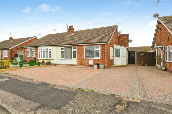 Millers Barn Road, Jaywick, Clacton-o...