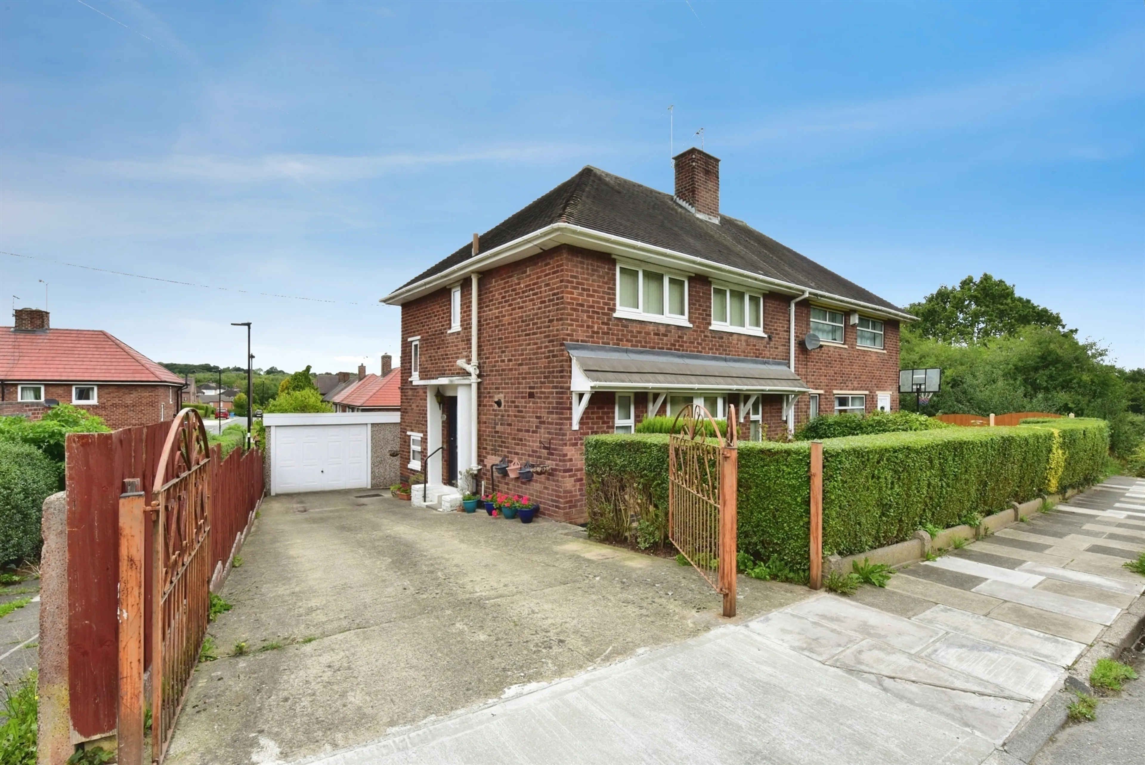 Property photo 0