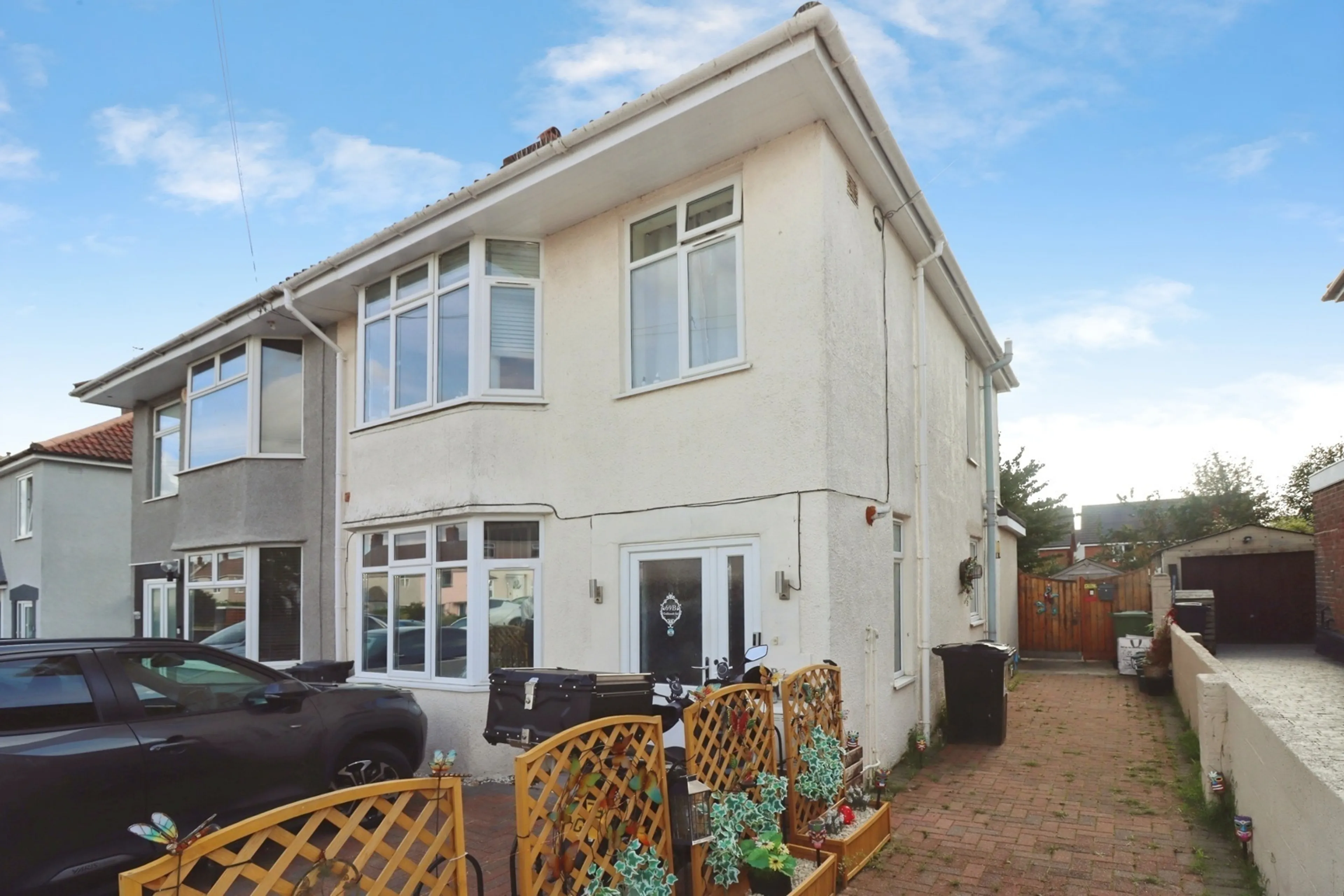Property photo 0