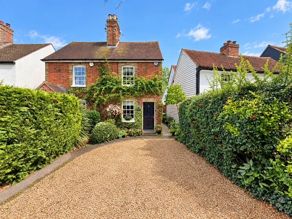 Hutton Village, Brentwood