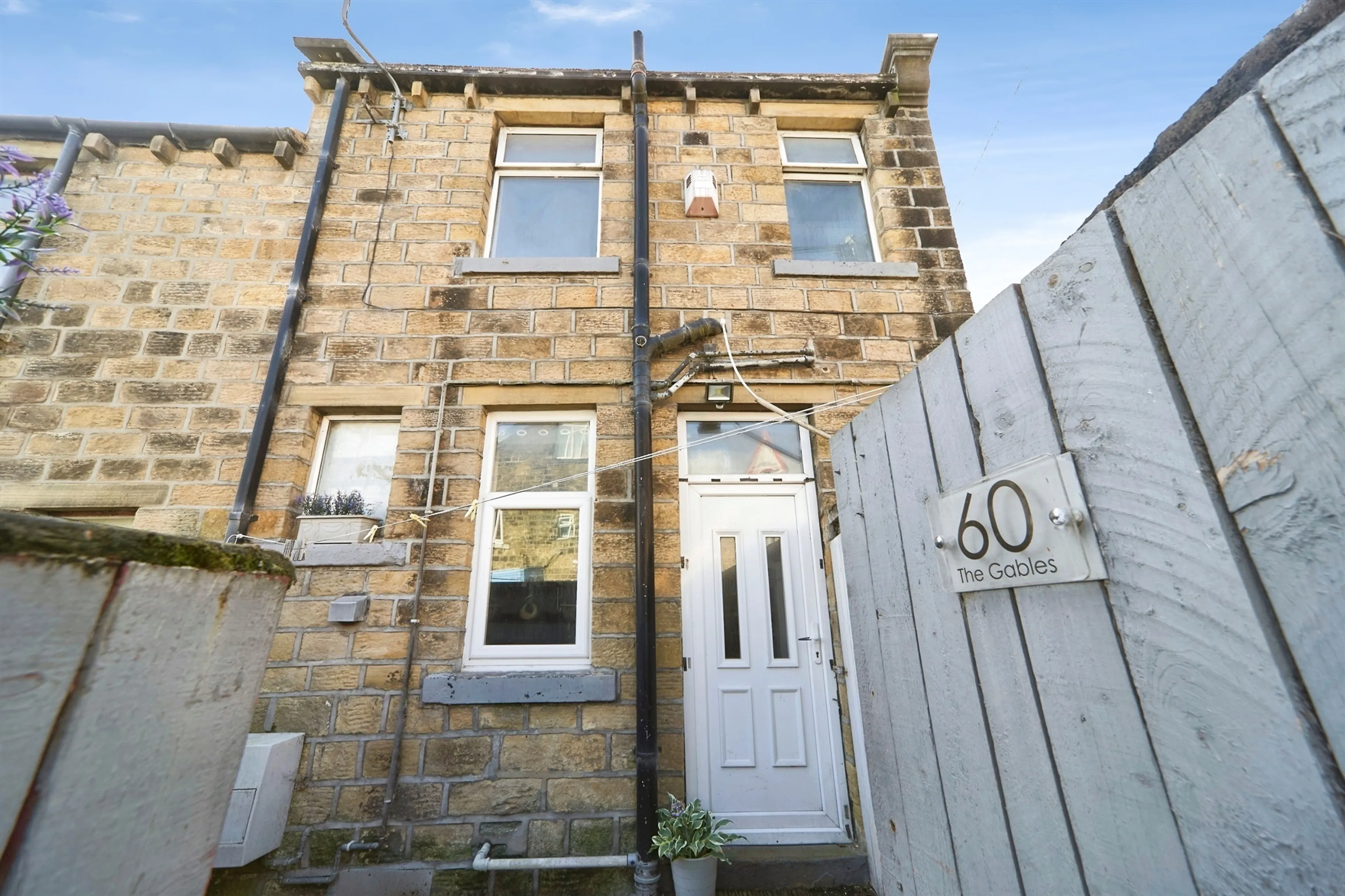 Property photo 0