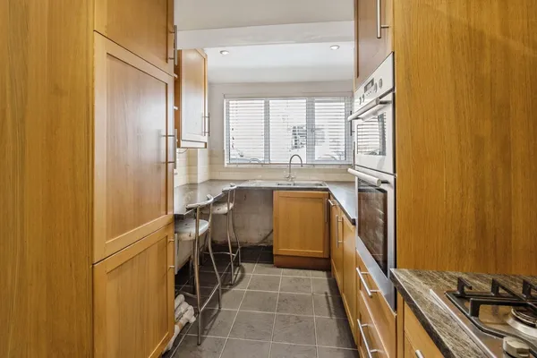 Whinhams Way, Billericay, Essex, CM12