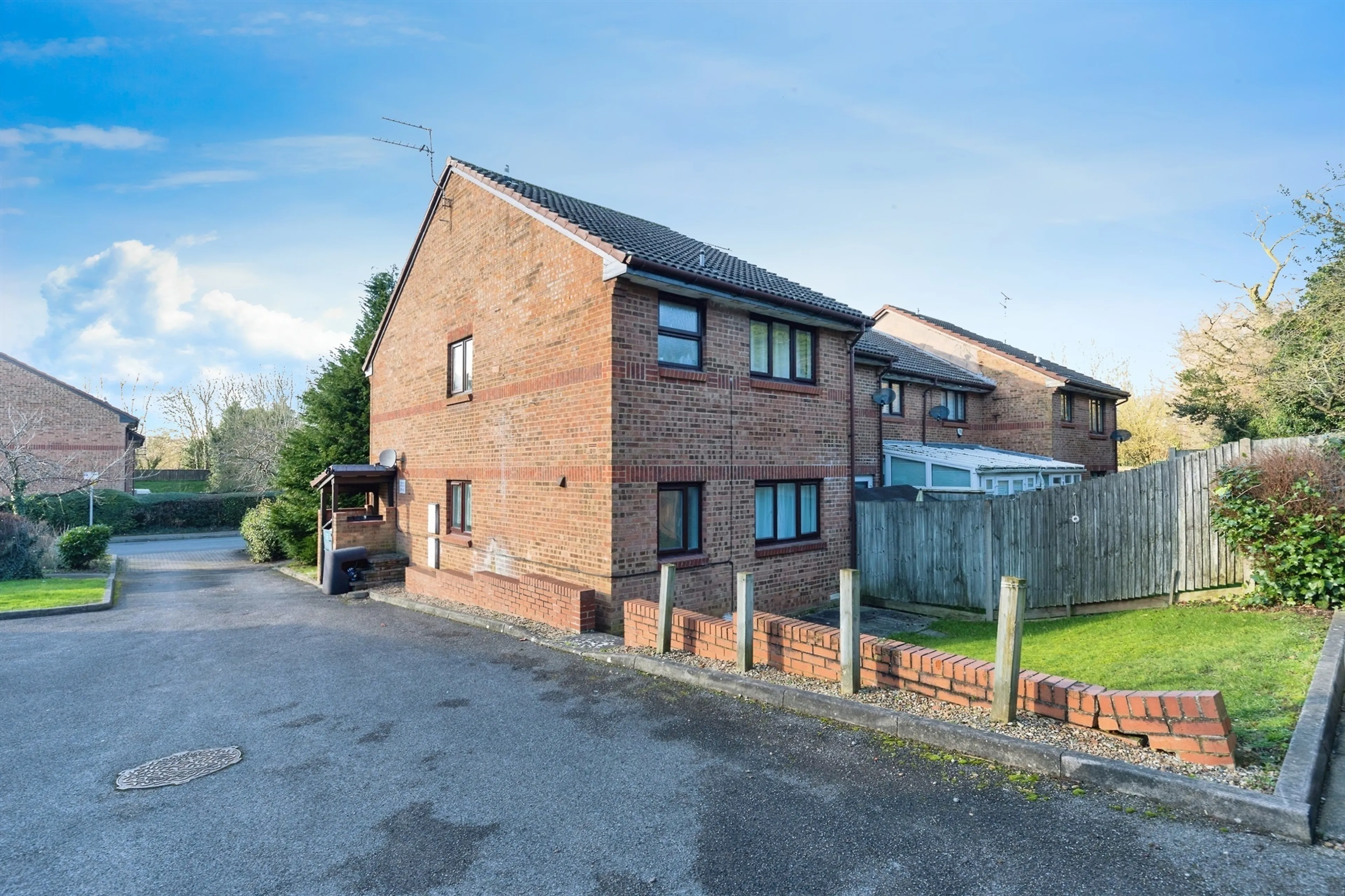 Property at Tudor Close, Hatfield