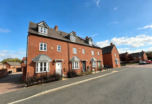 Ubique Avenue, Stratford-upon-Avon, C...