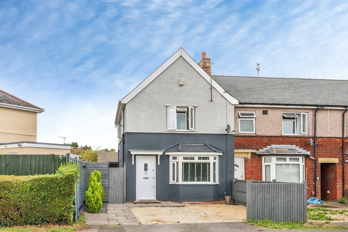 Poplar Avenue, Swindon