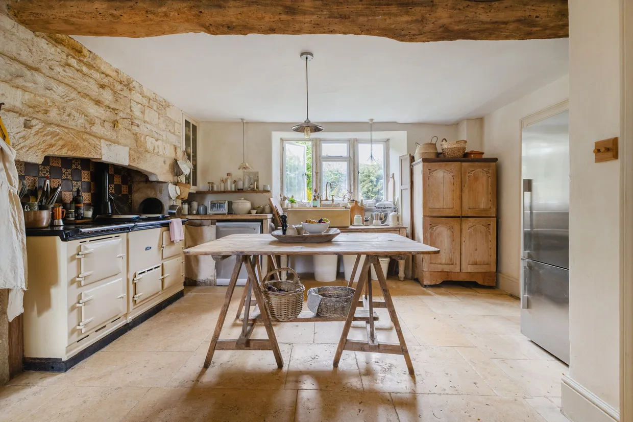 Commercial Road, Chalford Hill, GL6 photo 3
