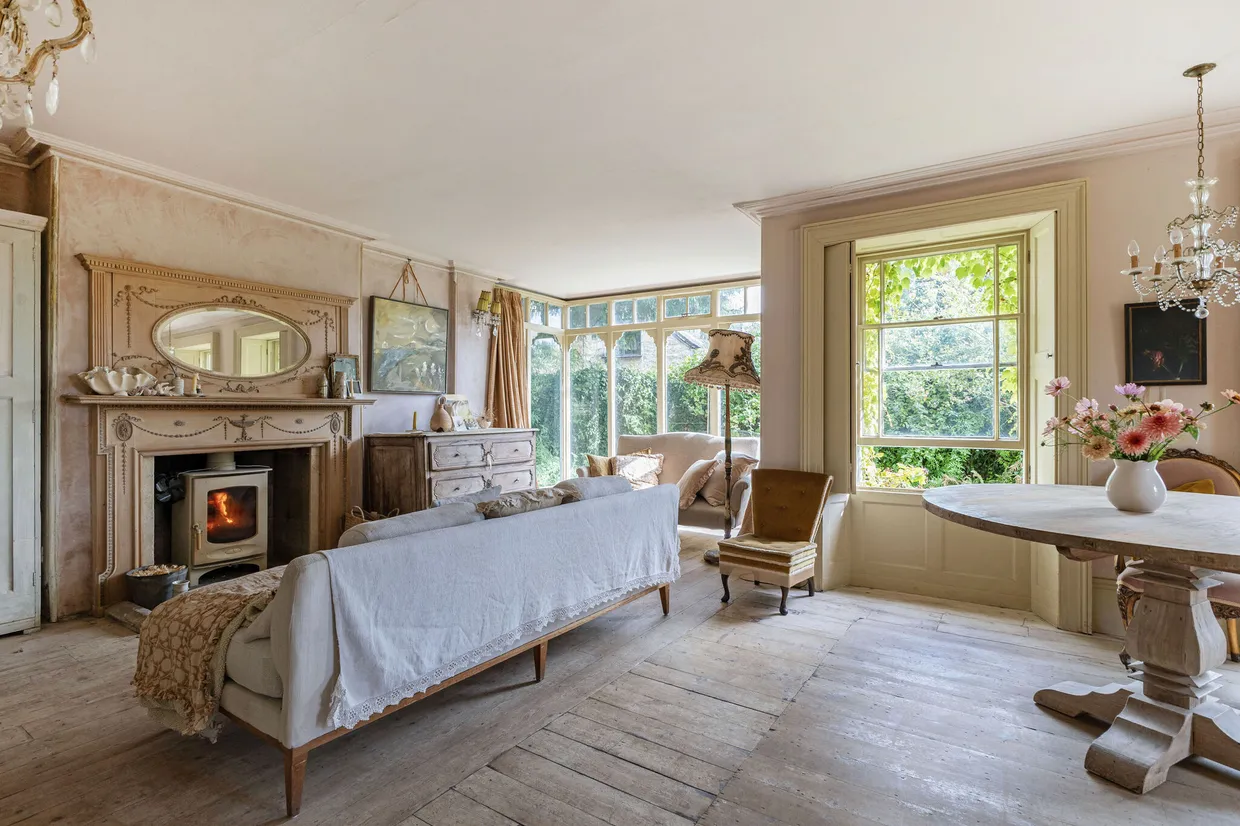 Commercial Road, Chalford Hill, GL6 photo 5