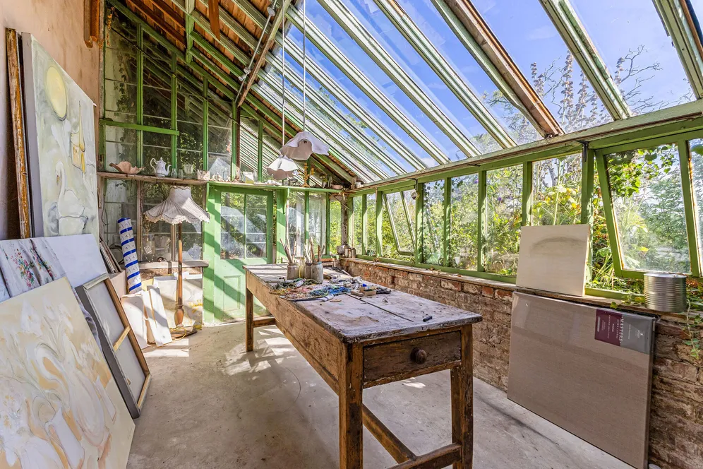 Commercial Road, Chalford Hill, GL6 photo 24