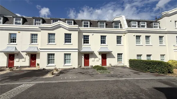 Arundel Wing, Tortington Manor, BN18 photo 1