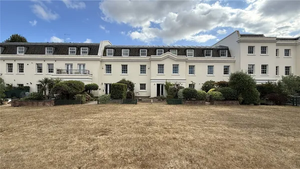 Arundel Wing, Tortington Manor, BN18 photo 4