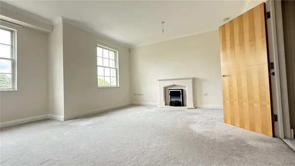 Arundel Wing, Tortington Manor, BN18 photo 6