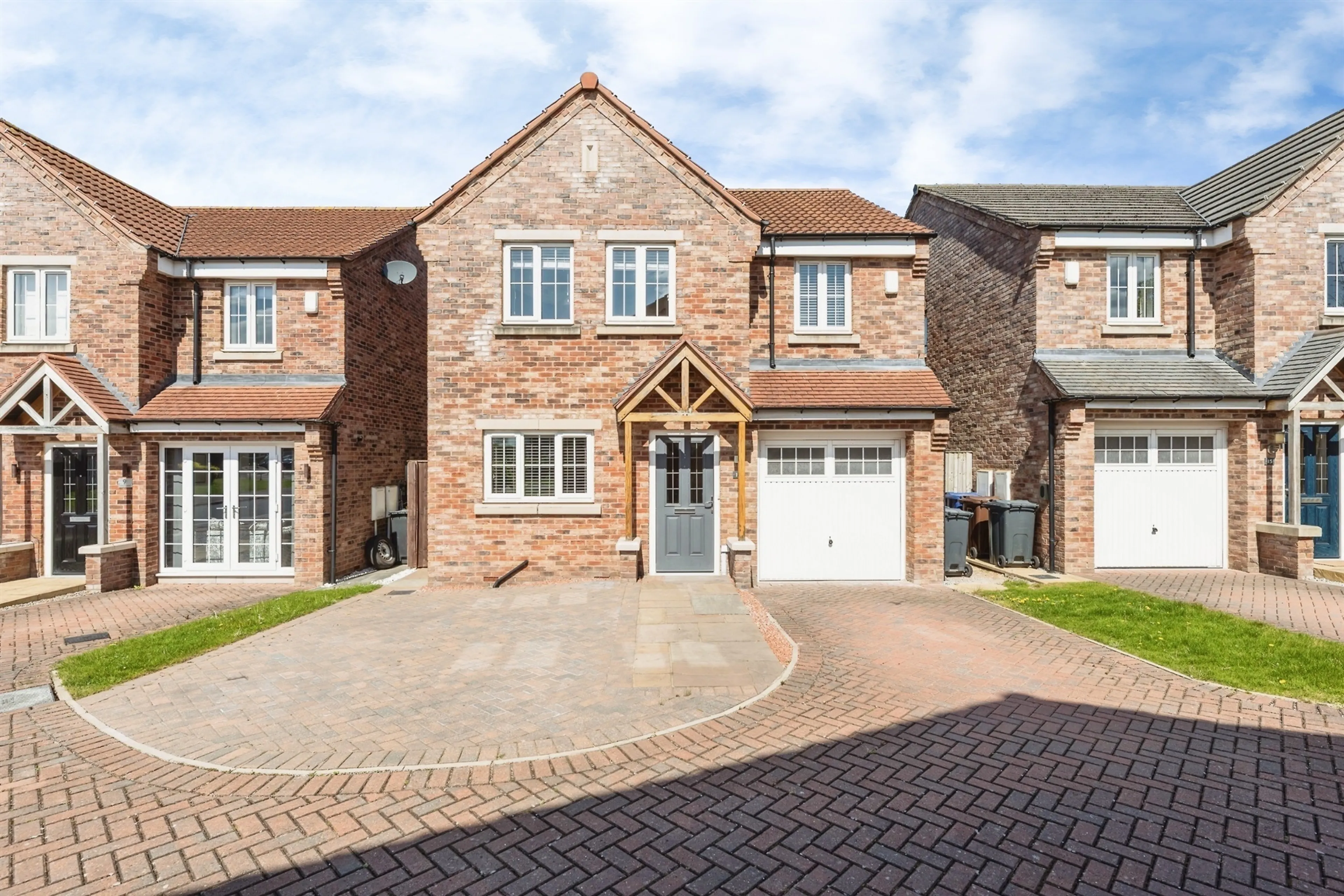 Property photo 0