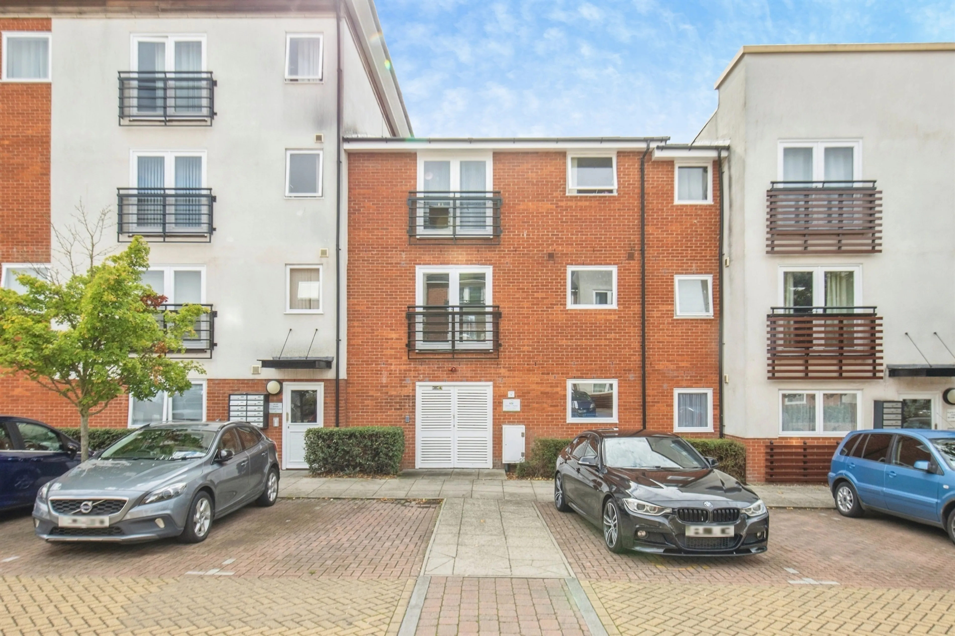 Property photo 0