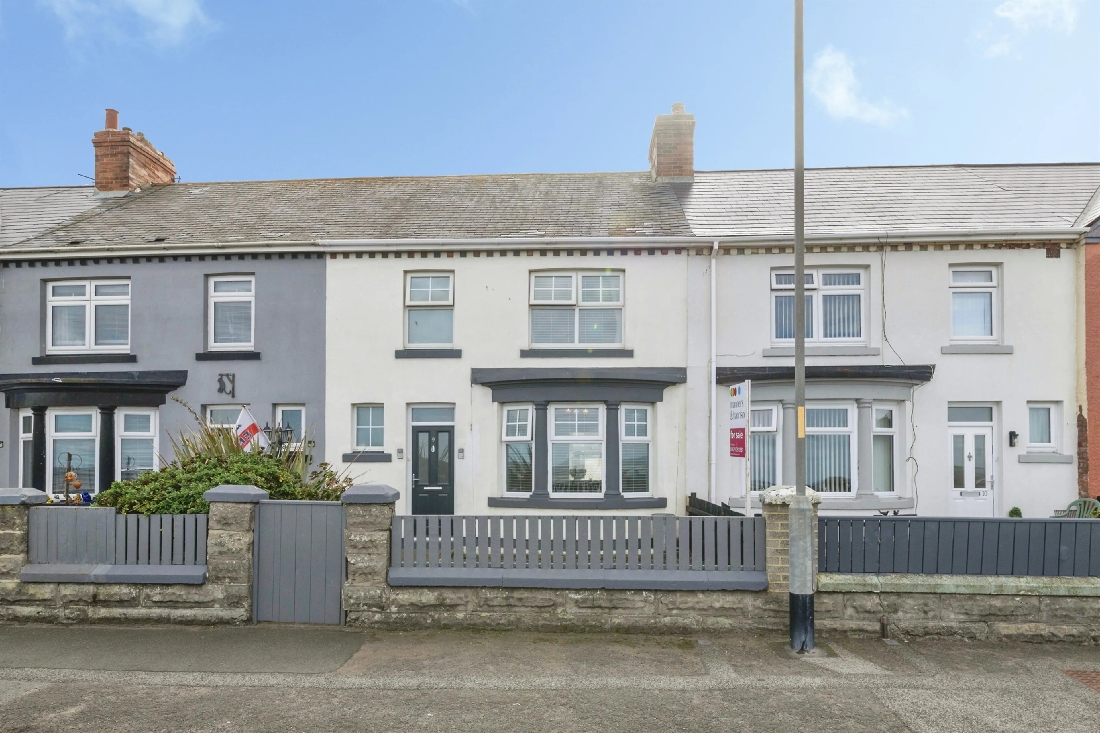 Property photo 0