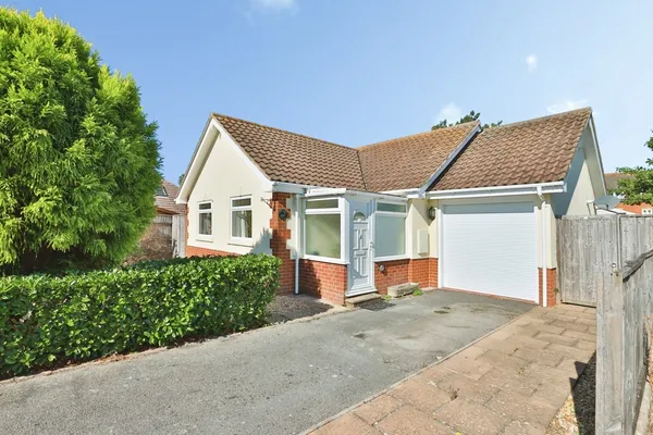 Pennant Way, Christchurch, Dorset, BH23