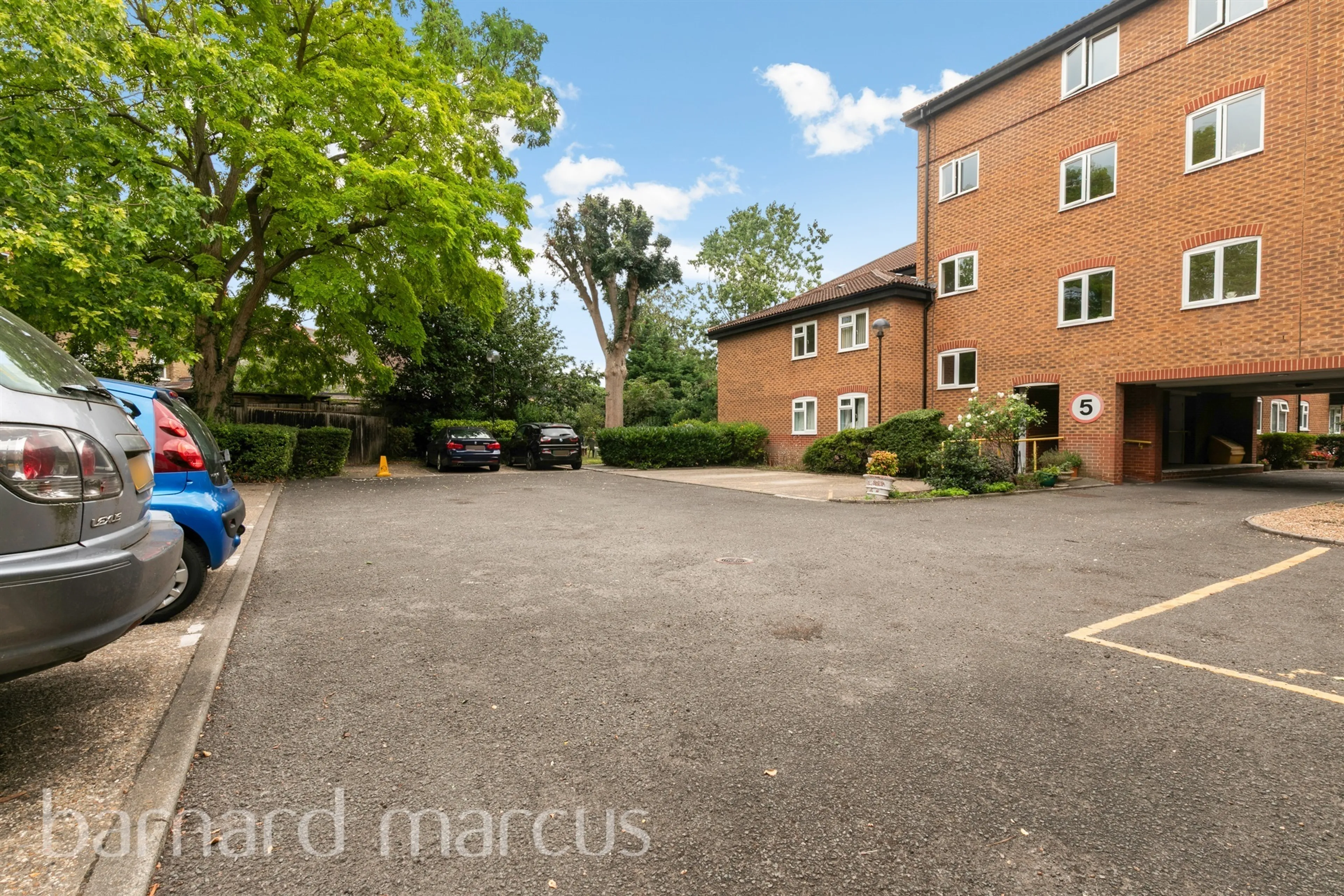 Property photo 8