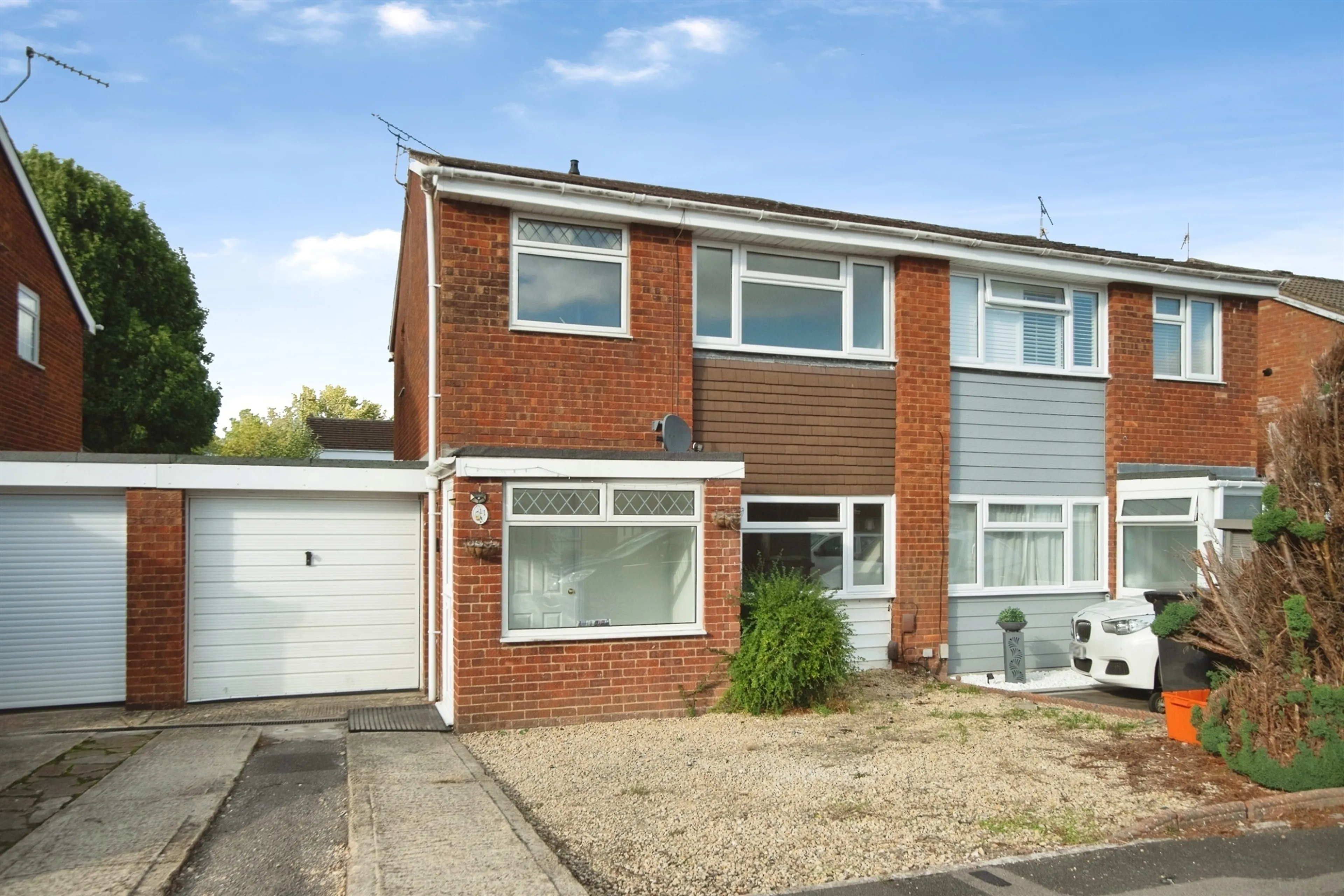Property photo 0