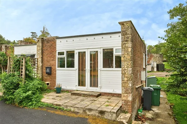 Gurnard Pines, Cockleton Lane, Cowes,...