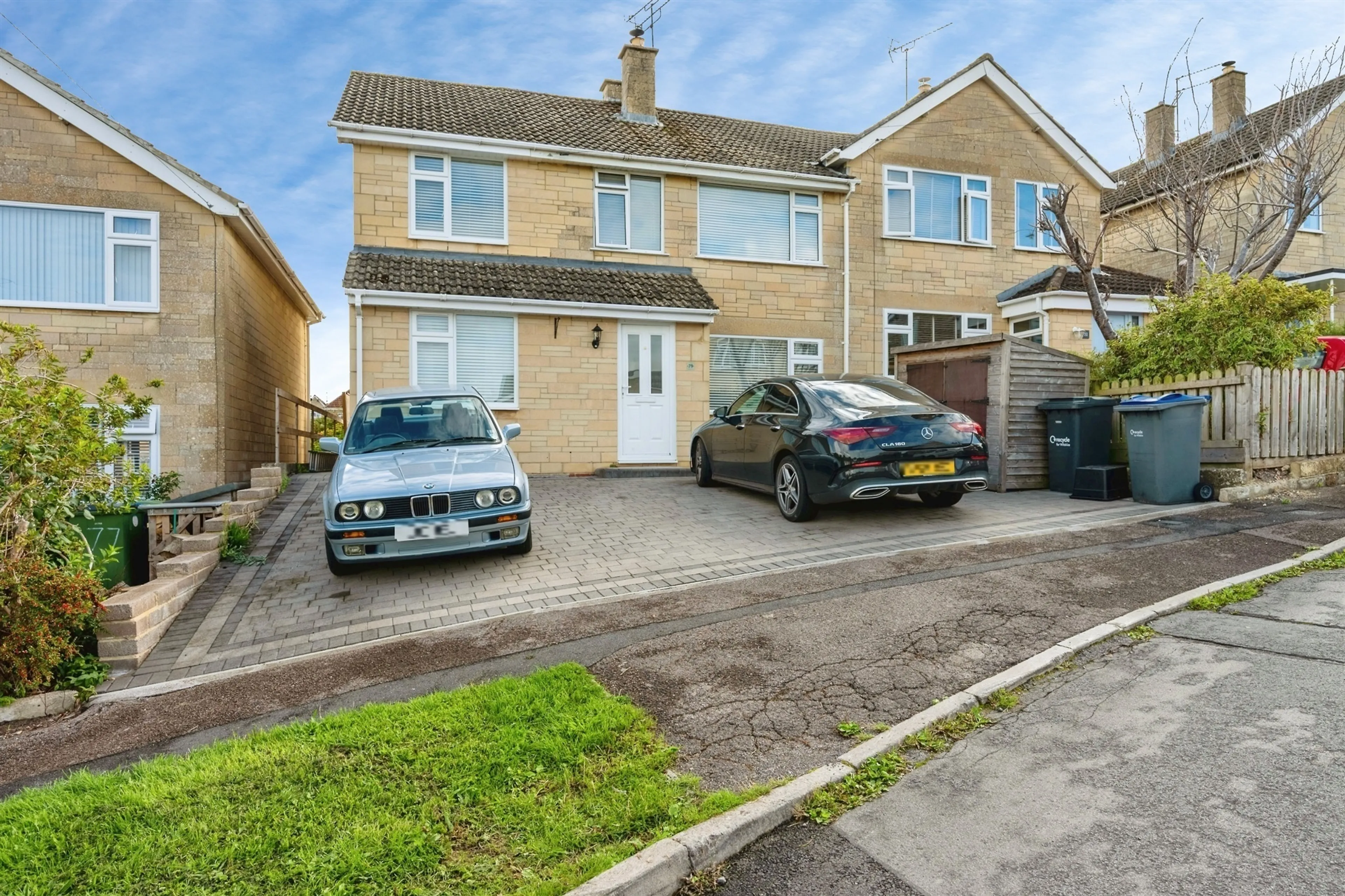 Property photo 0