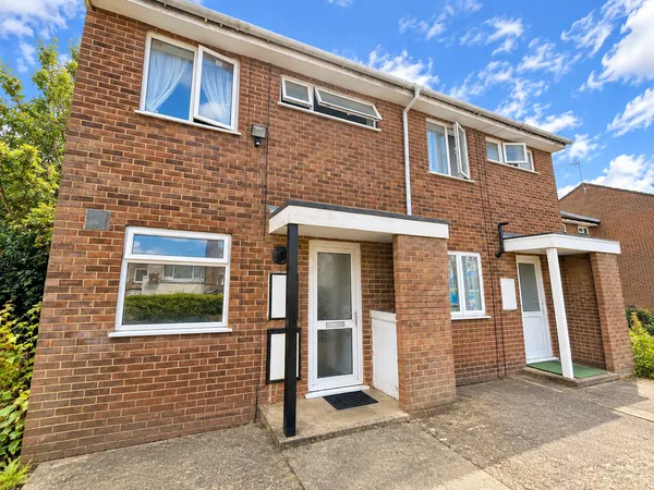 Winstanley Road, NN8
