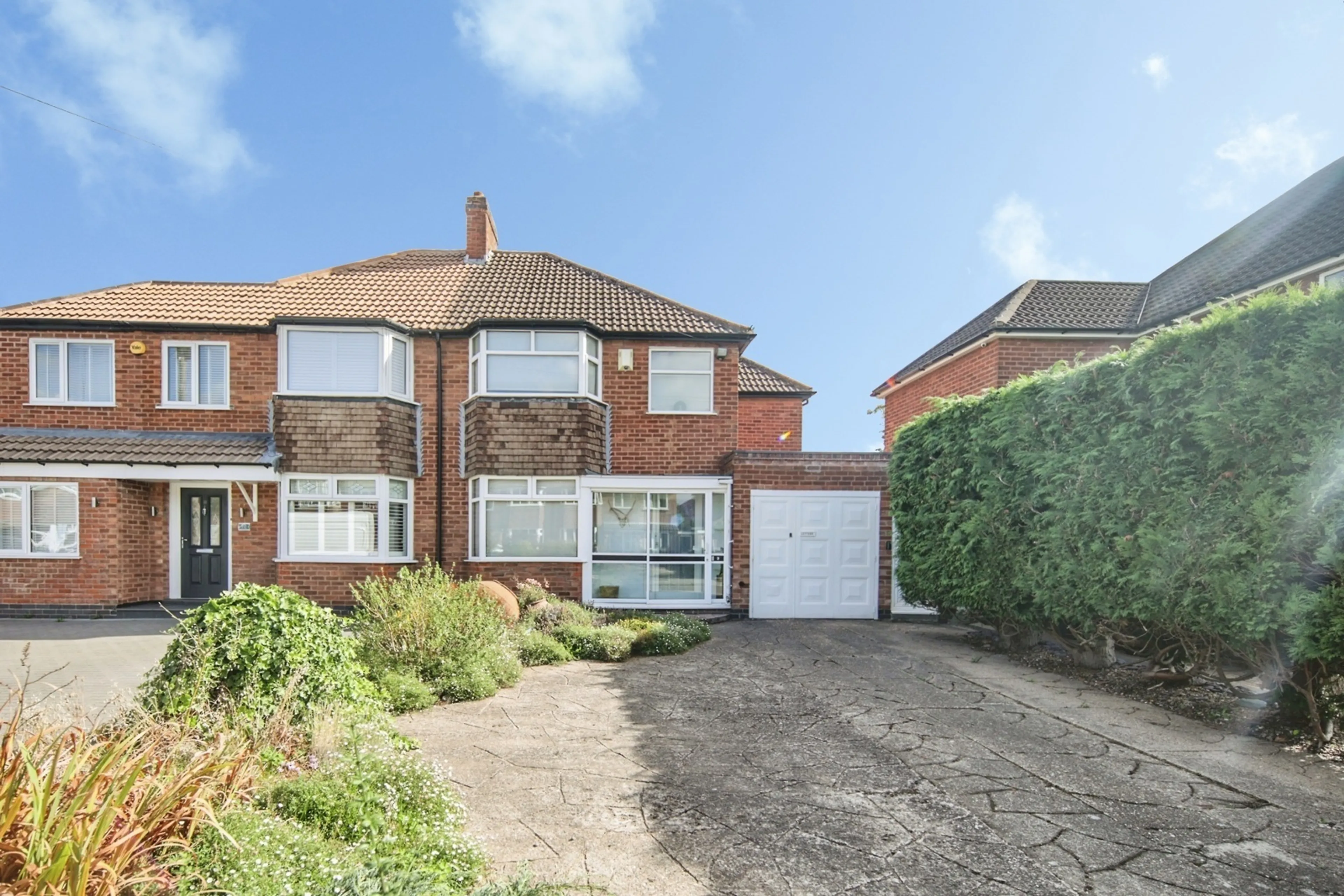 Property photo 0