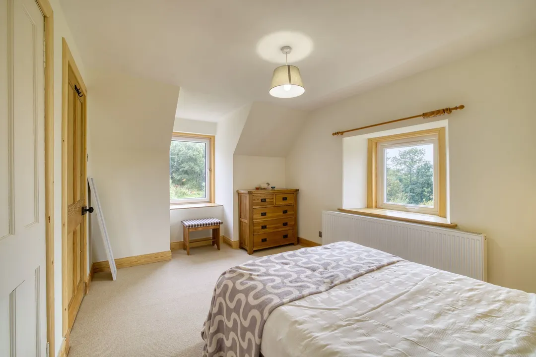https://mr0.homeflow-assets.co.uk/files/photo/image/48391/2739/_x_/003A6713_HDR-93.jpg