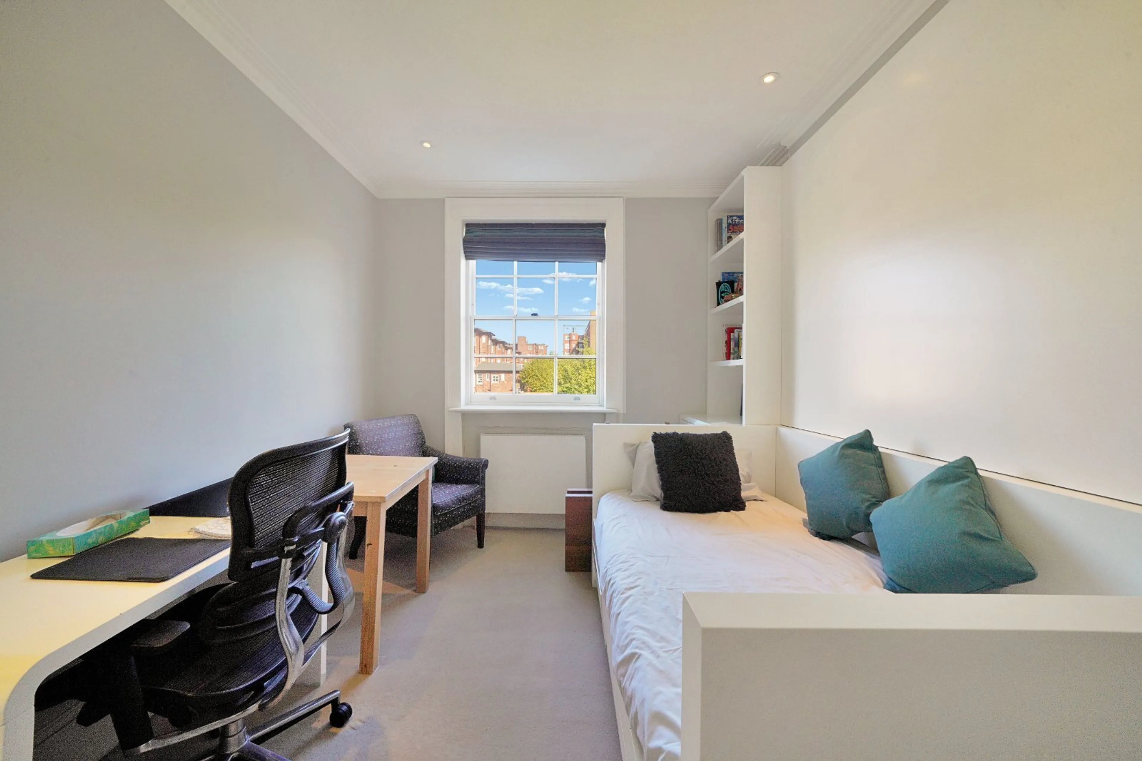 Photo 12