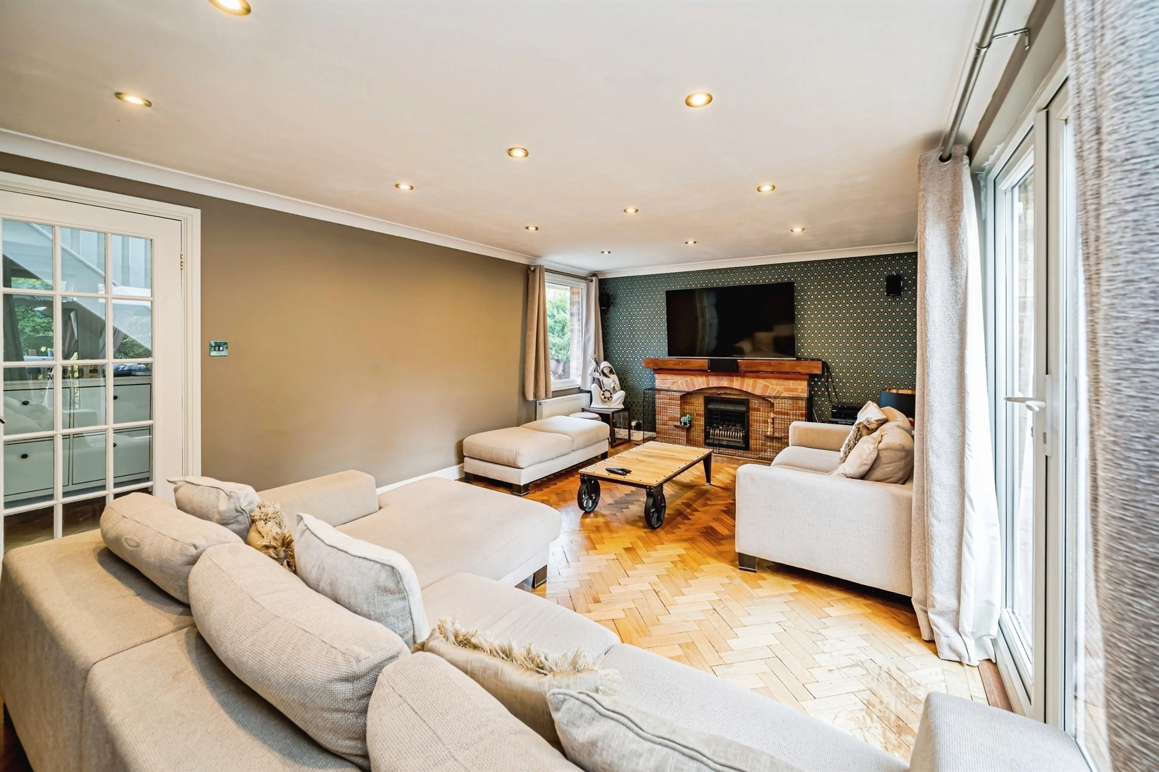 Property at Dove House Crescent, Slough