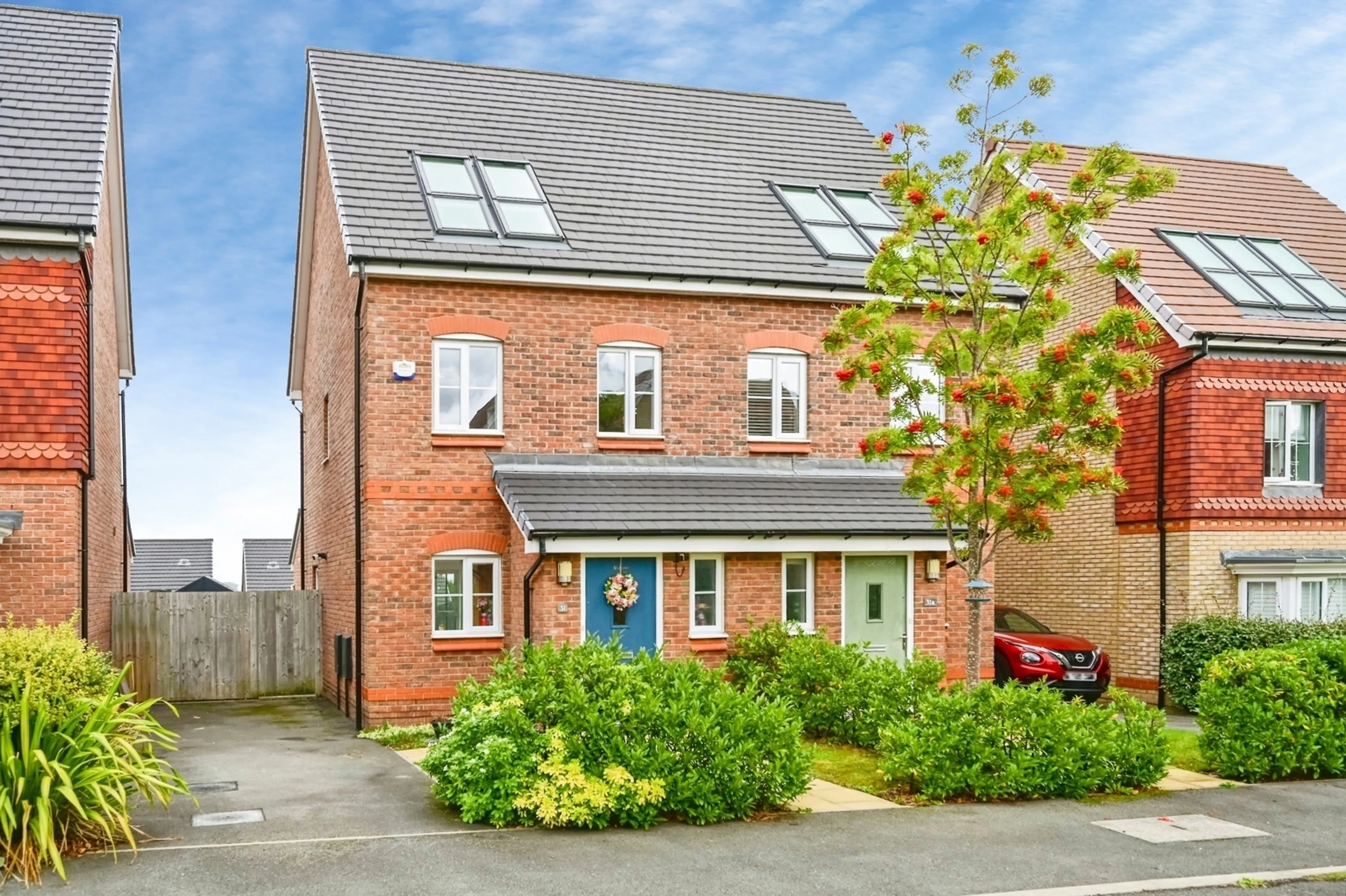 Property photo 0