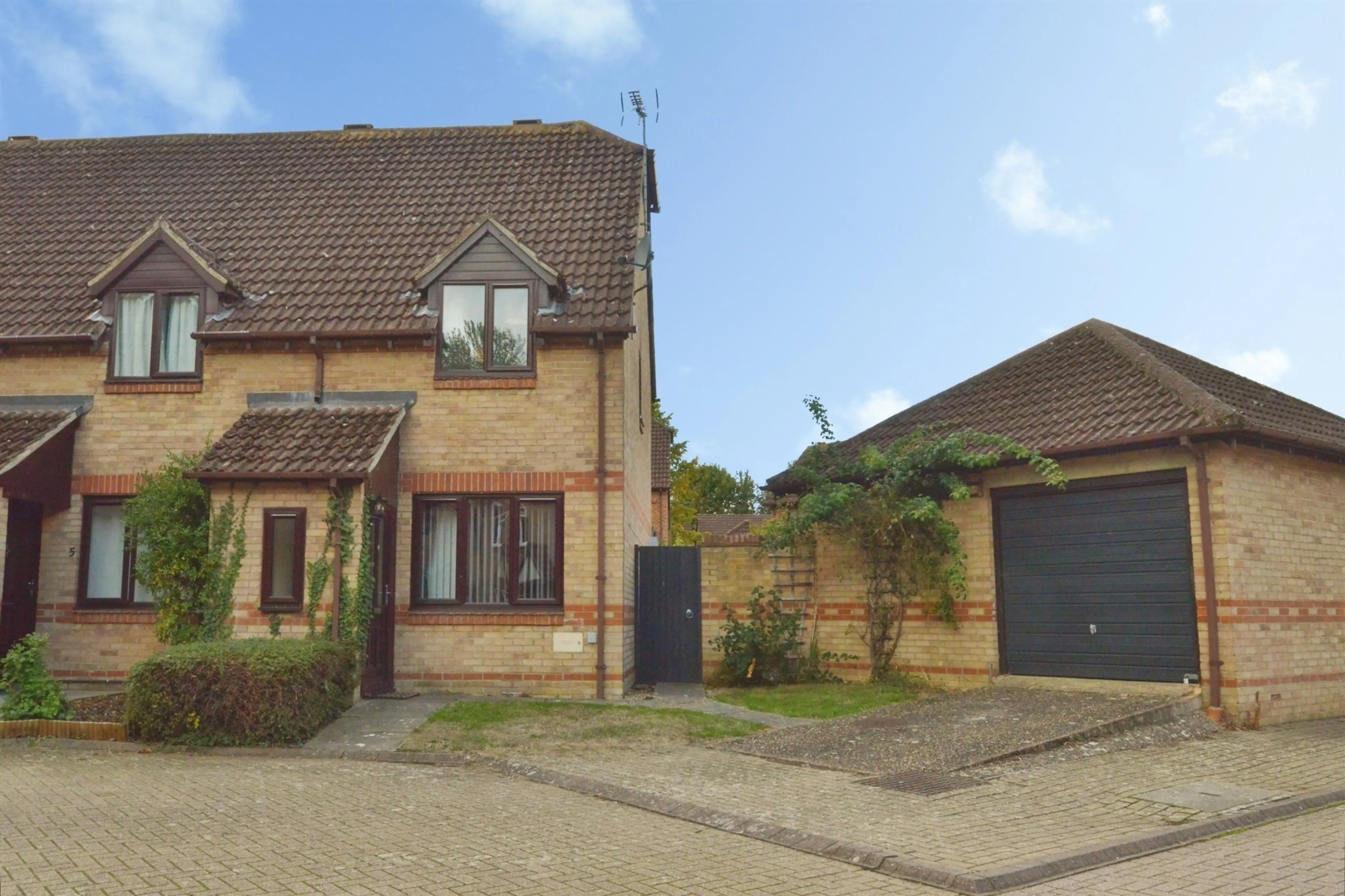 Property at Pleshey Close, Shenley Church End, MILTON KEYNES