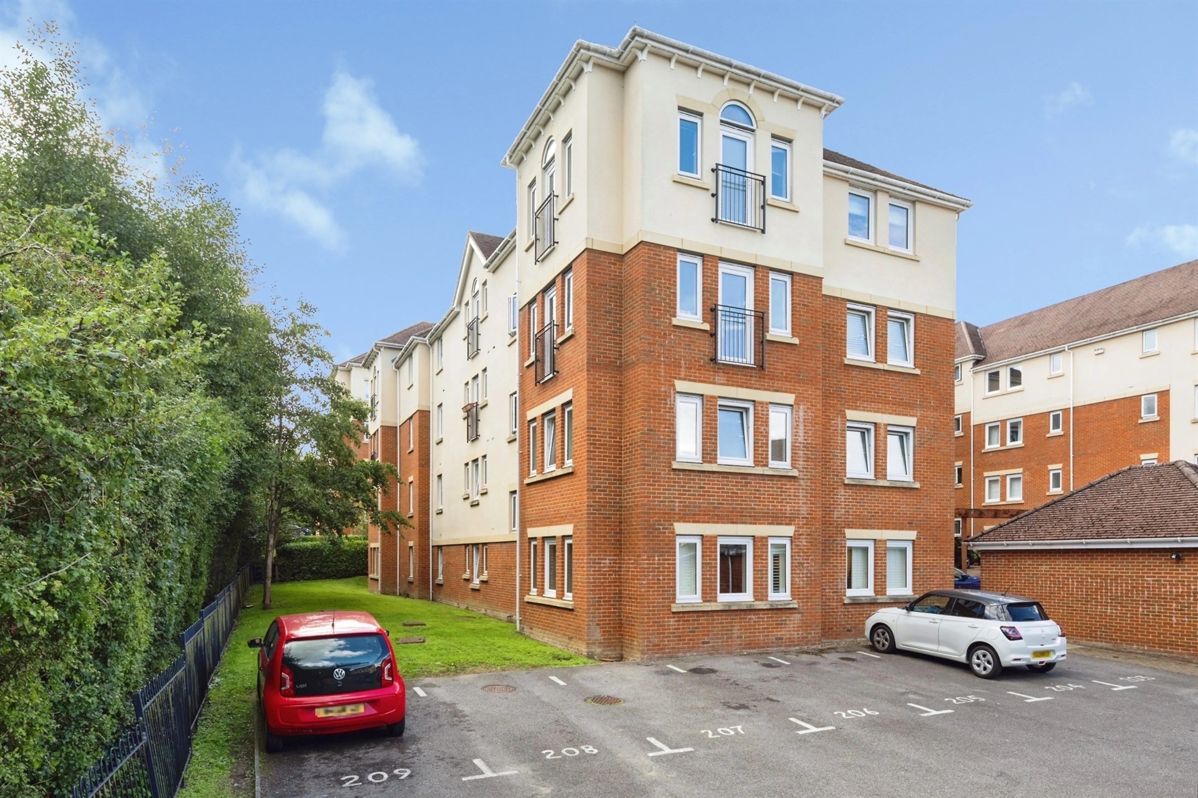 Property at Queripel Close, TUNBRIDGE WELLS