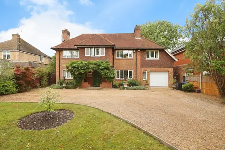 Dukes Wood Drive, Gerrards Cross, SL9