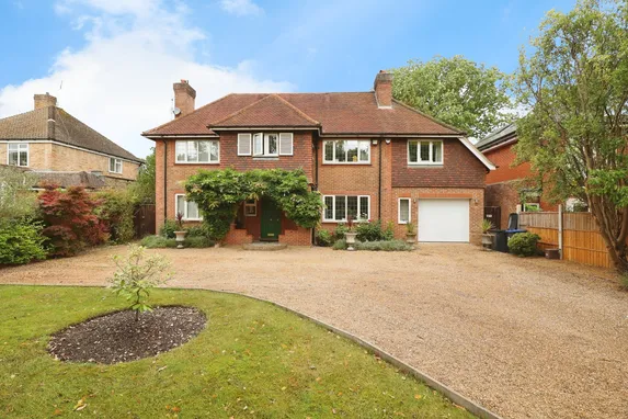 Dukes Wood Drive, Gerrards Cross, SL9