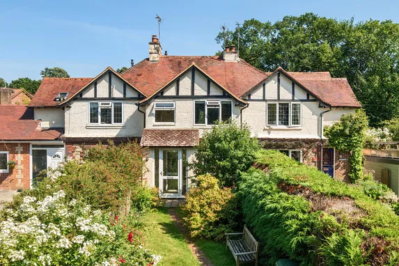 Portsmouth Road, Liphook, GU30
