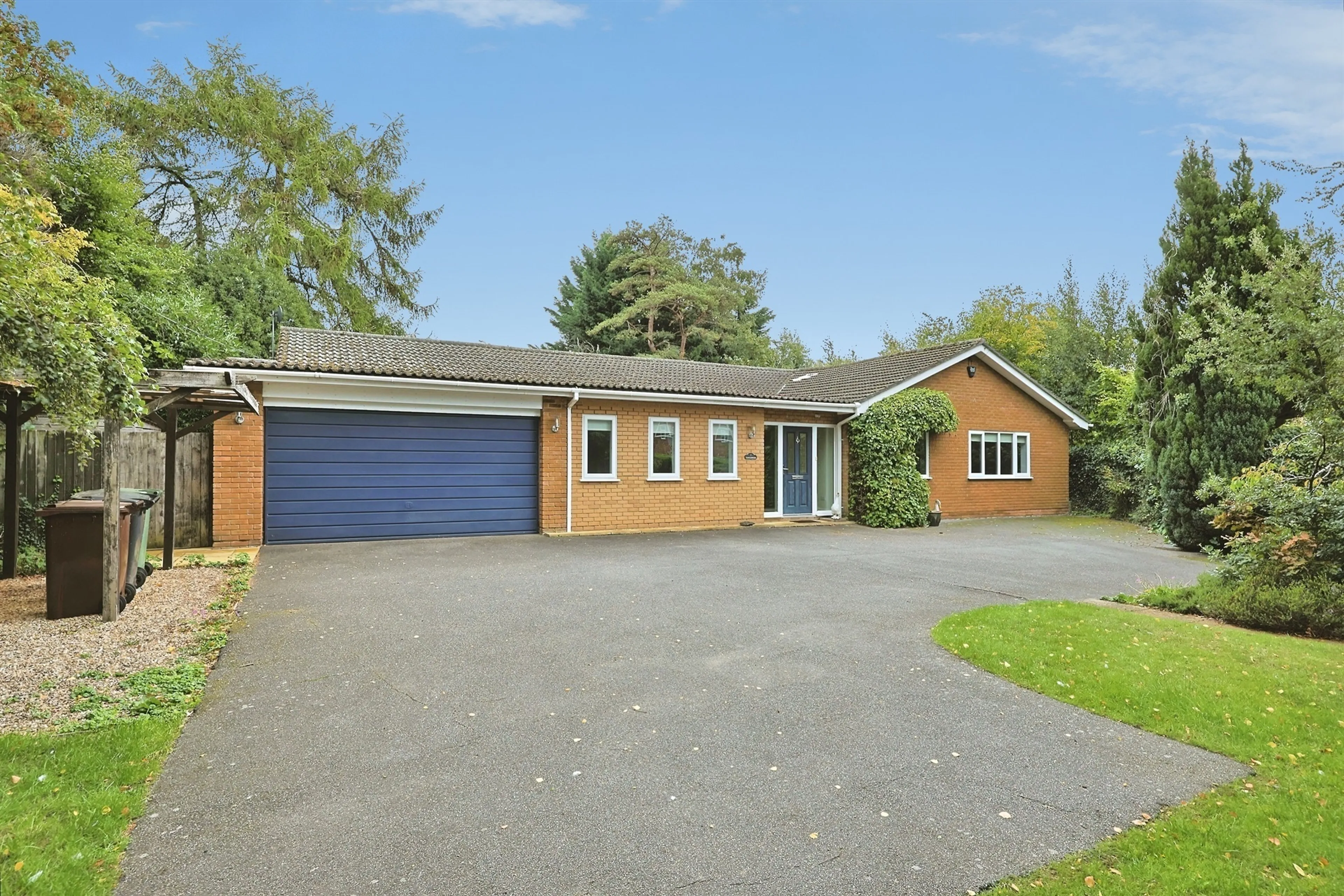 Property photo 0