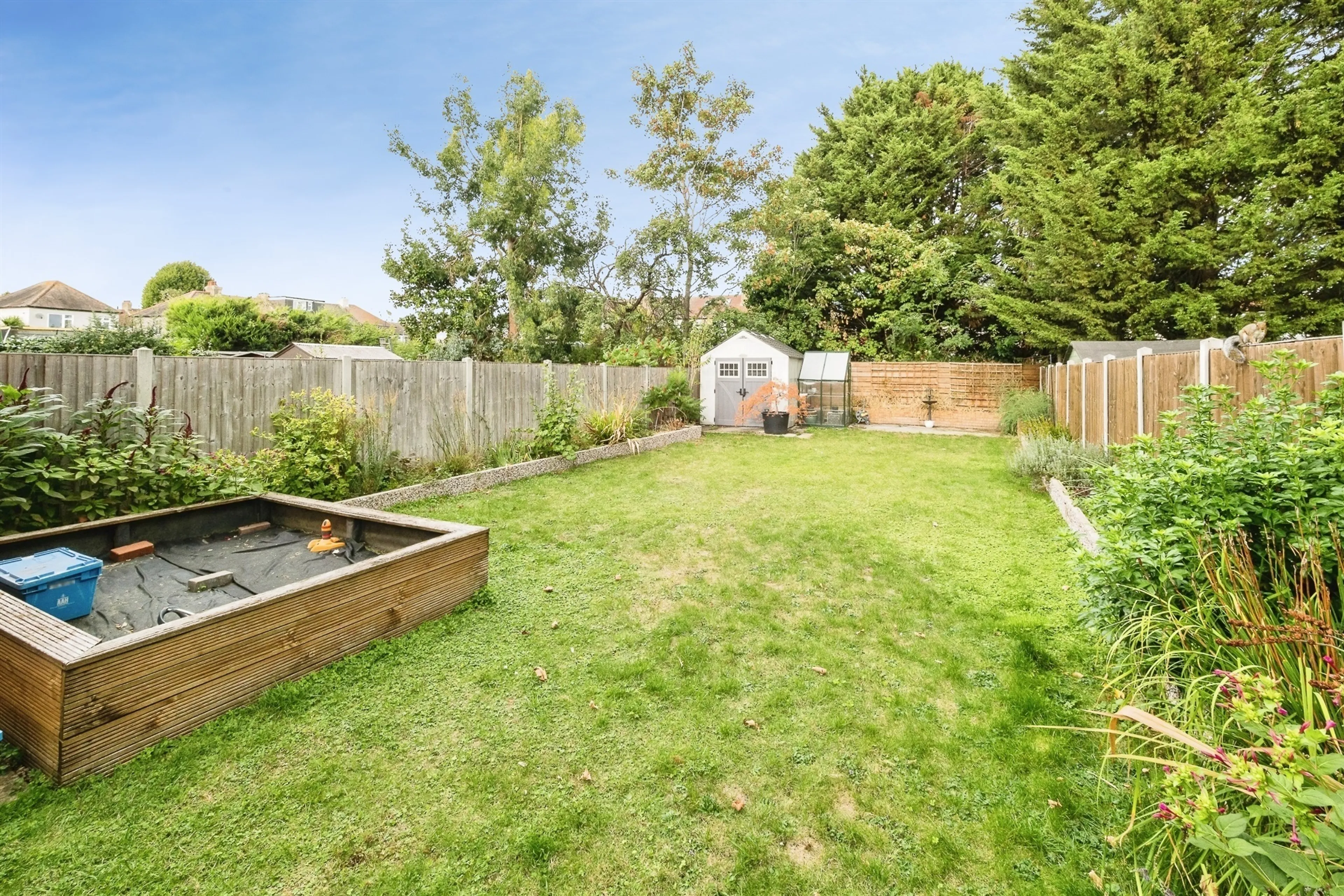 Property at Cambridge Avenue, Romford