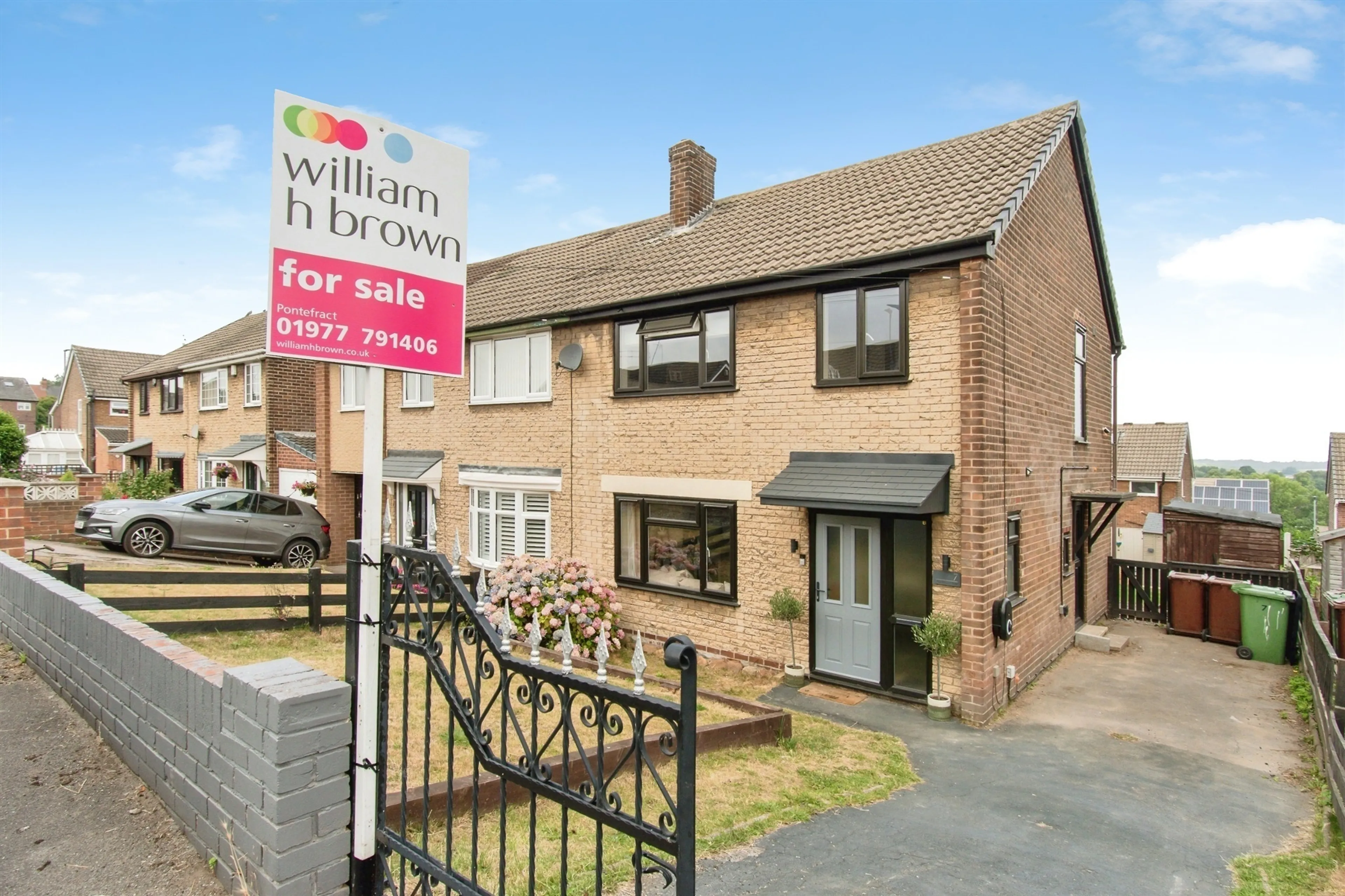 Property at Fieldhead Close, Pontefract
