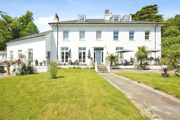 Bushy Ruff House, Alkham Road, Temple...