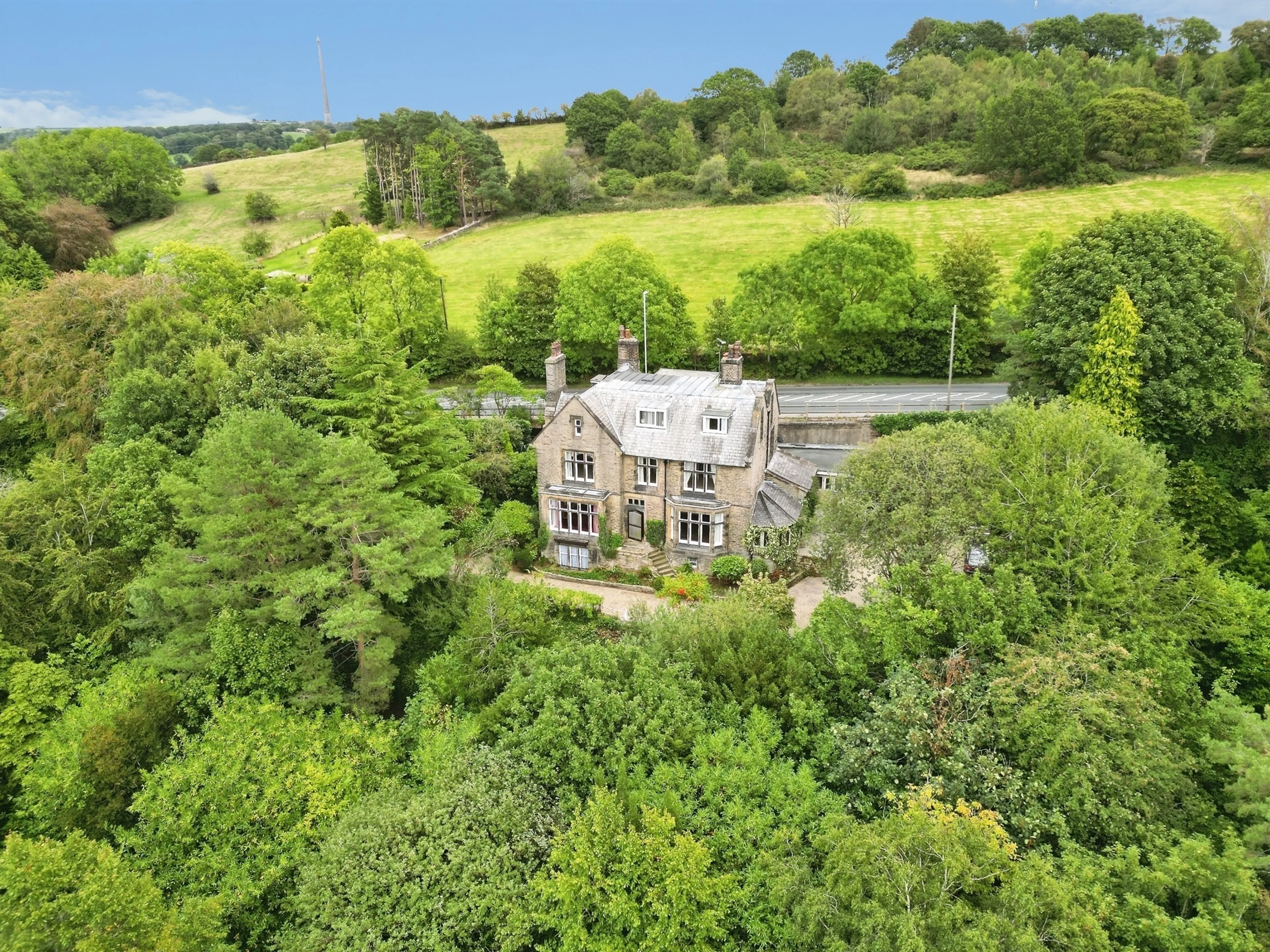 Property photo 0