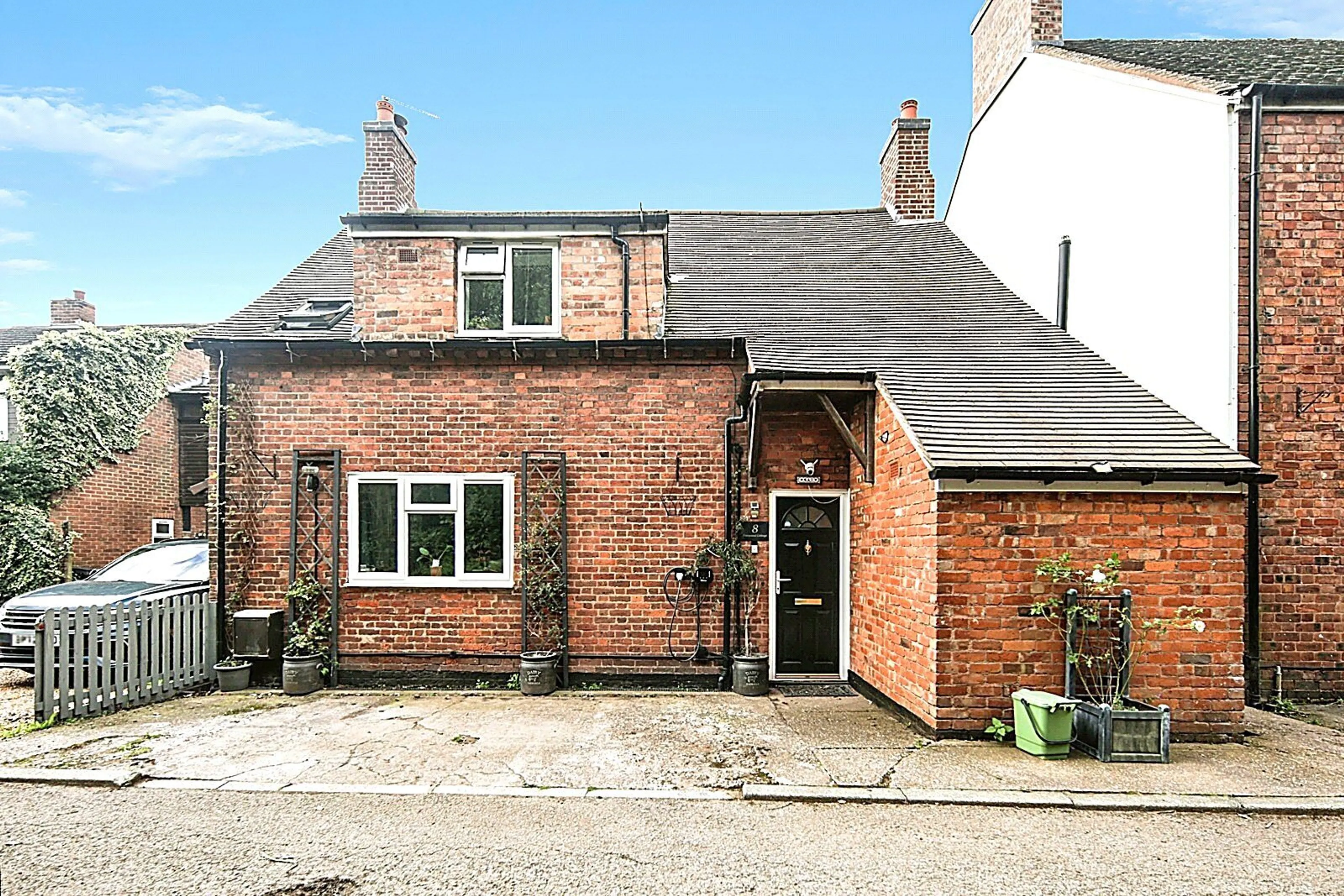 Property photo 0