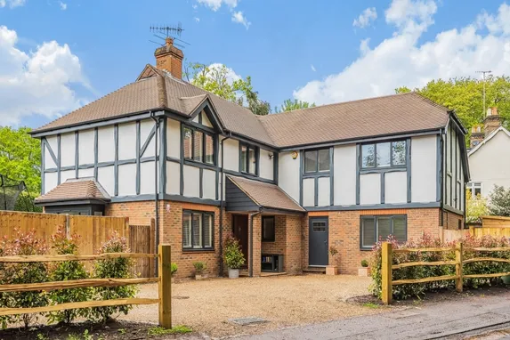 Littleheath Lane Cobham KT11