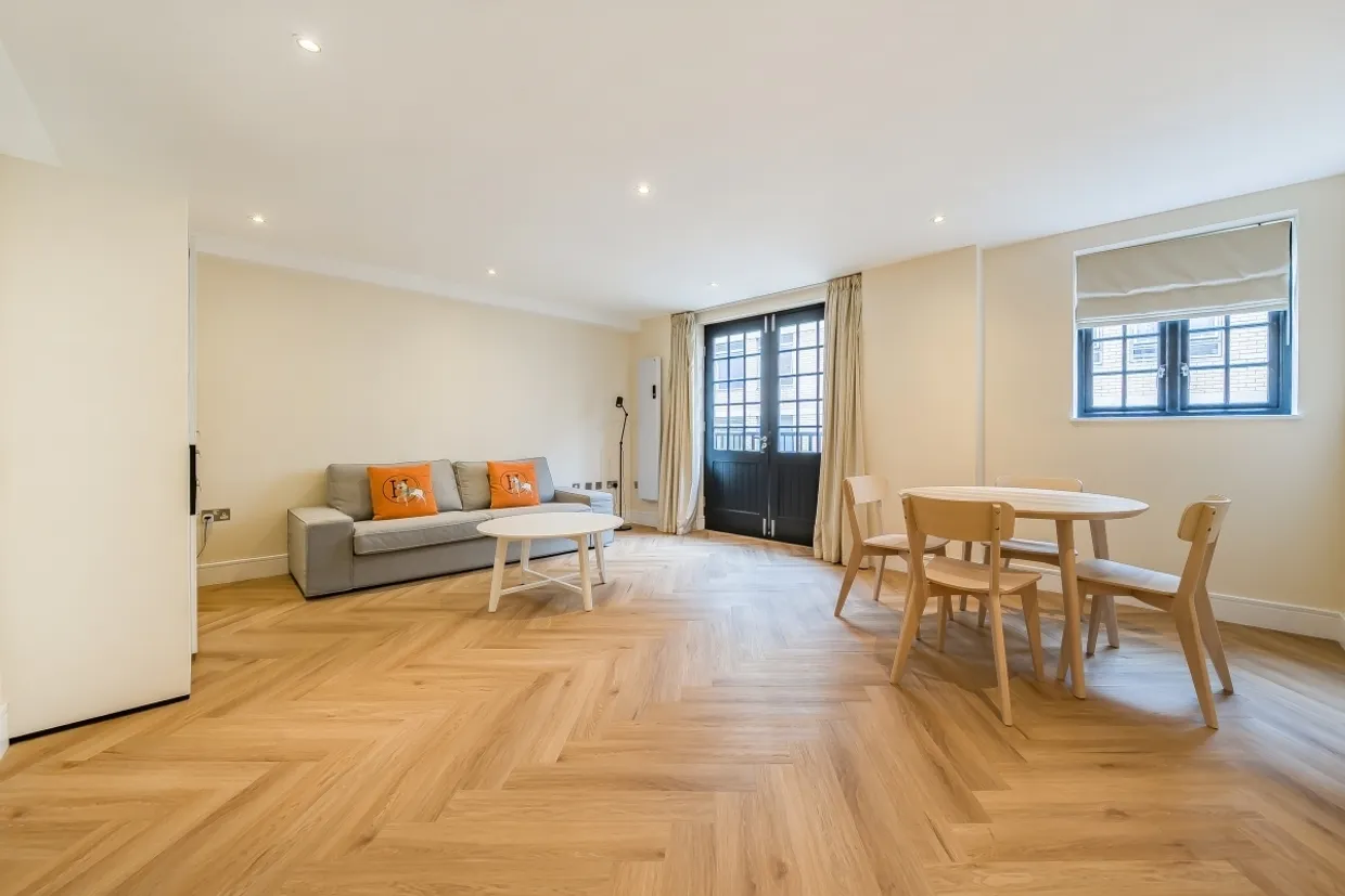 Cayenne Court, Shad Thames, SE1 photo 1