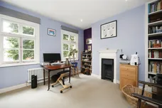 Newark Street London E1 photo 16