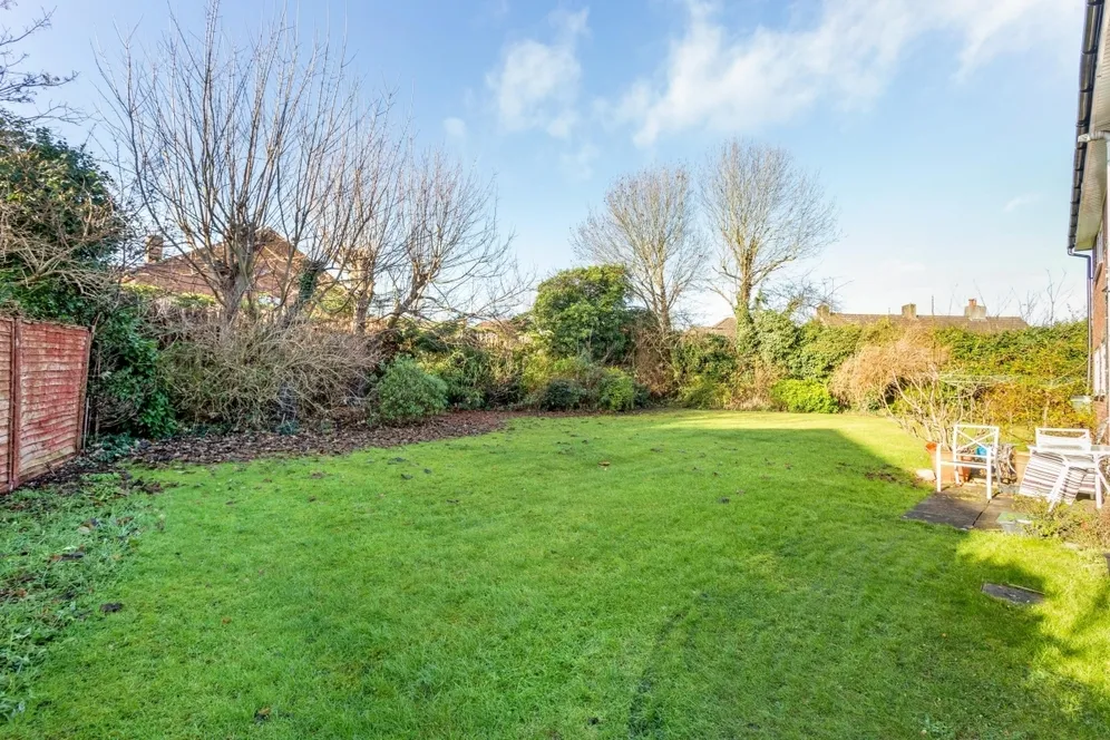 Prince Andrew Close Maidenhead SL6 photo 15