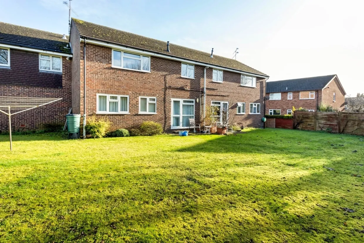 Prince Andrew Close Maidenhead SL6 photo 17
